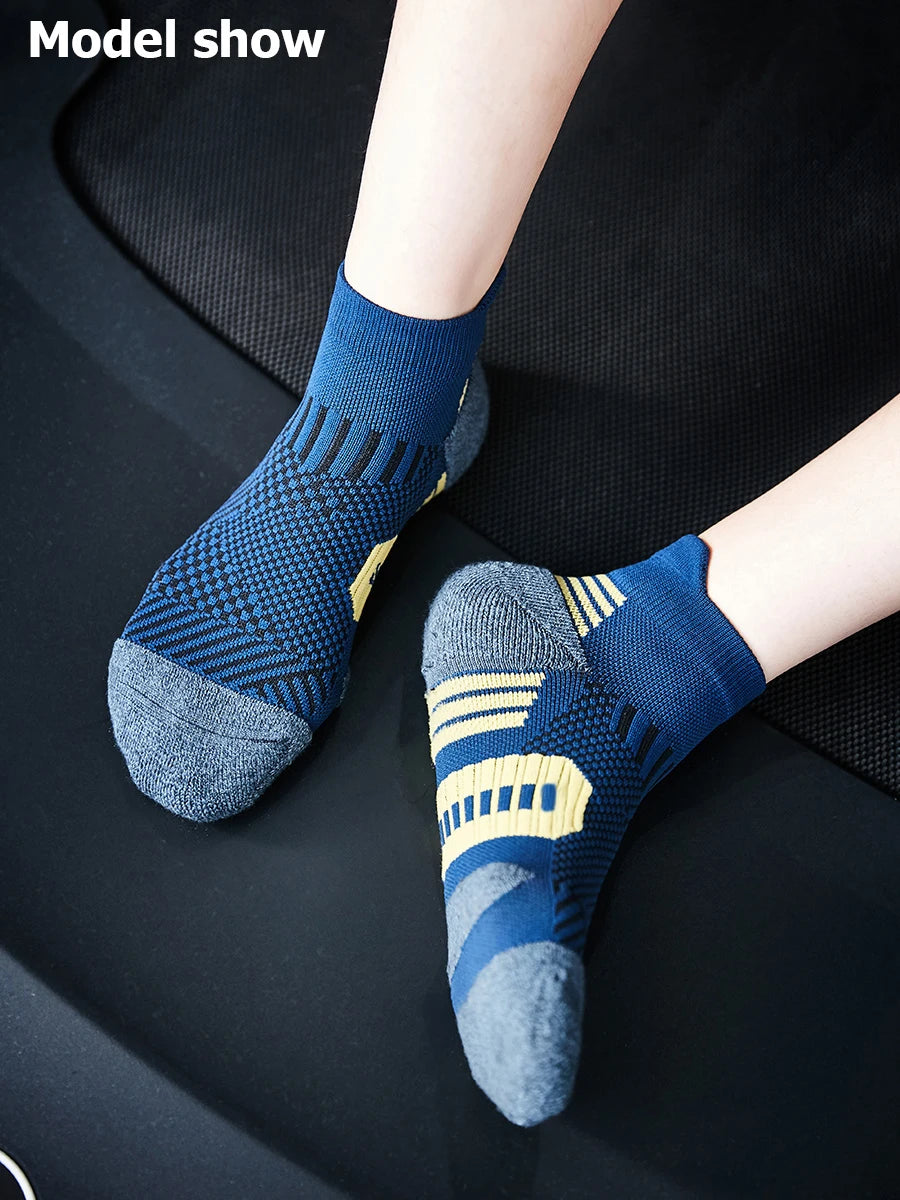 Comfort Max Pro™ — Non-Slip Cushioned Performance Socks